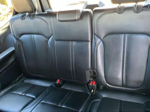 Used 2024 Jeep Wagoneer Series II w/ Flexible Seating Group image 25