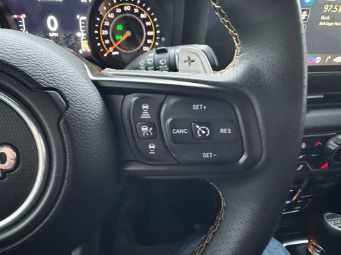 Used 2024 Jeep Wrangler Rubicon 392 image 16