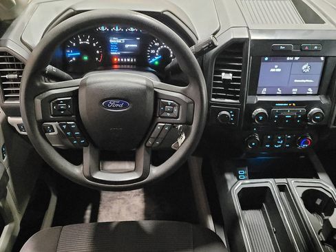 Used 2017 Ford F150 XL w/ Equipment Group 101A Mid AWD/4WD image 22