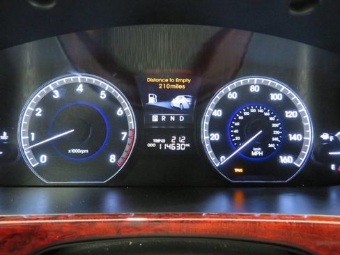 Used 2012 Hyundai Equus Signature image 16