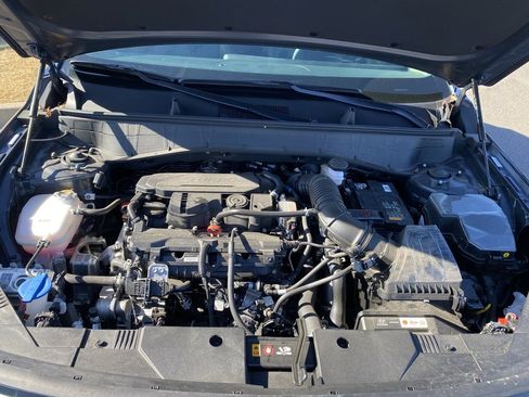 Used 2025 Hyundai Kona Limited image 32