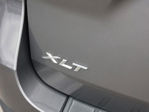 Used 2023 Ford Explorer XLT w/ Equipment Group 202A AWD/4WD image 9
