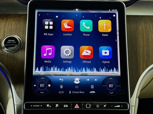 Used 2025 Mercedes-Benz GLC 350e 4MATIC image 15