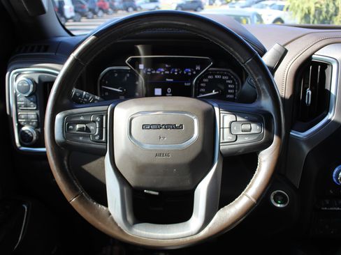 Used 2020 GMC Sierra 3500 Denali w/ Denali Ultimate Package AWD/4WD image 27