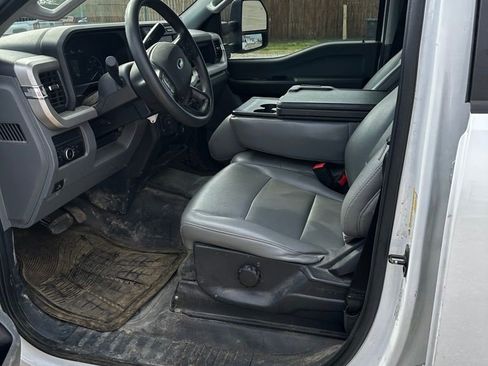 Used 2023 Ford F250 XL w/ XL Driver Assist Package image 7