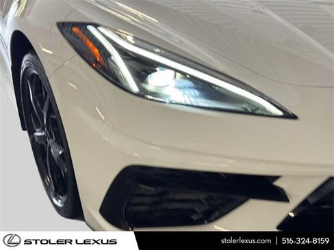 Used 2021 Chevrolet Corvette Stingray Premium Conv w/ Z51 Performance Package image 7