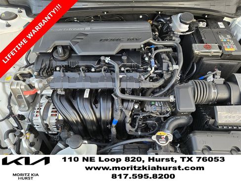 Used 2024 Hyundai Elantra SEL image 30