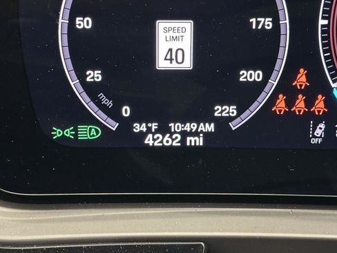 Certified 2025 Porsche Cayenne Turbo AWD/4WD image 23