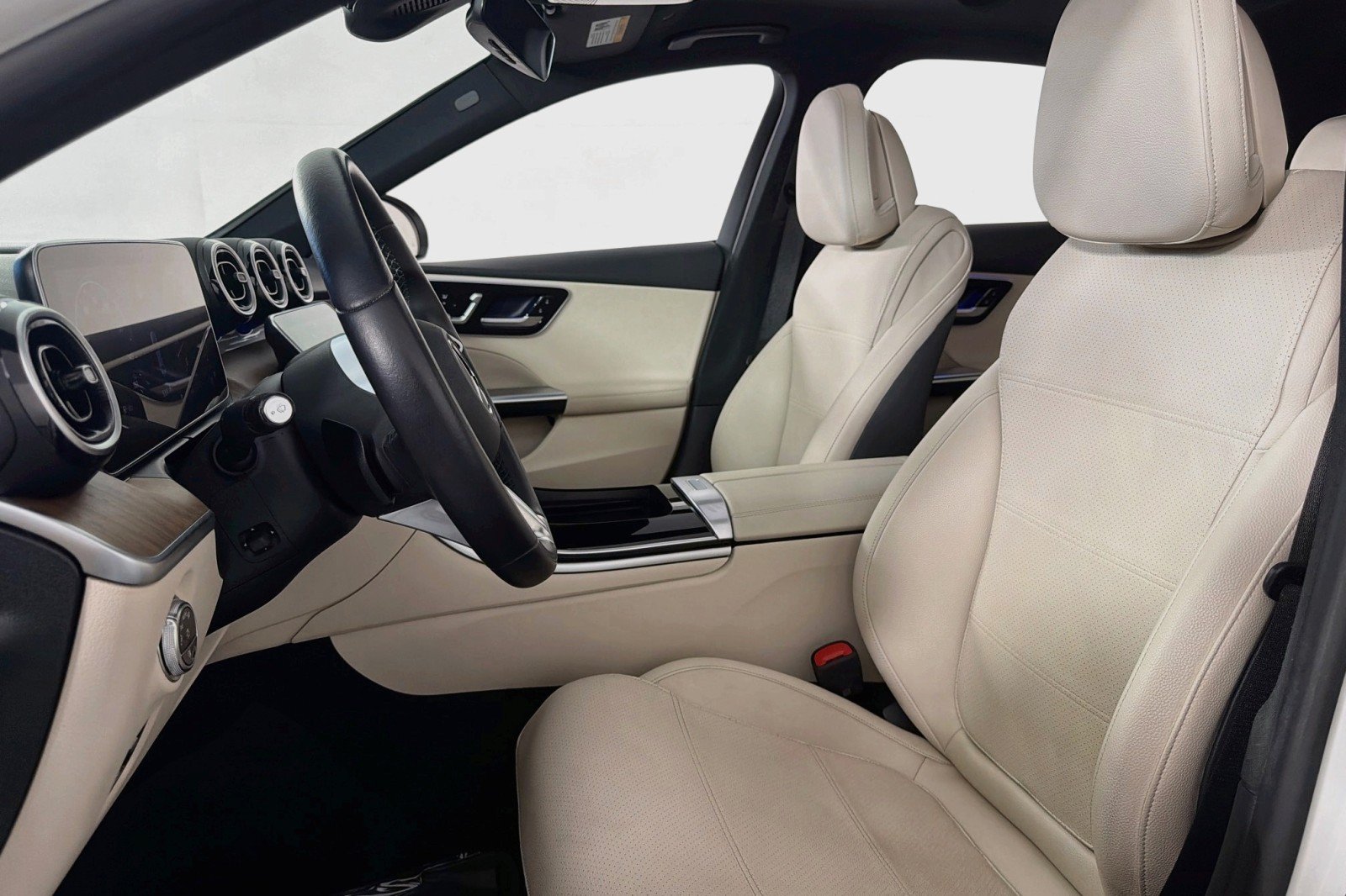 Certified 2024 Mercedes-Benz C 300 Sedan image 19