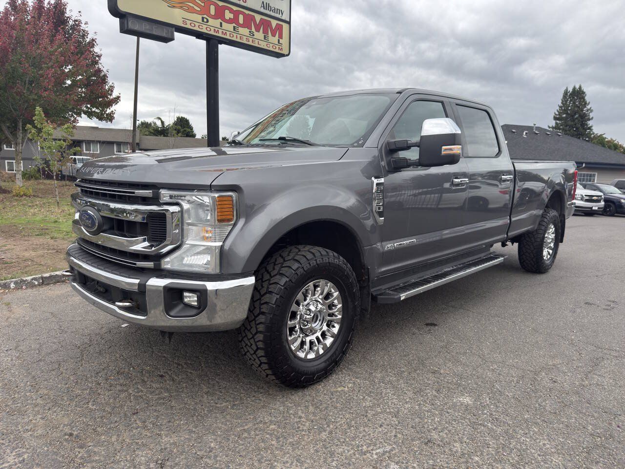 Used 2021 Ford F350 XLT w/ XLT Premium Package AWD/4WD image 1