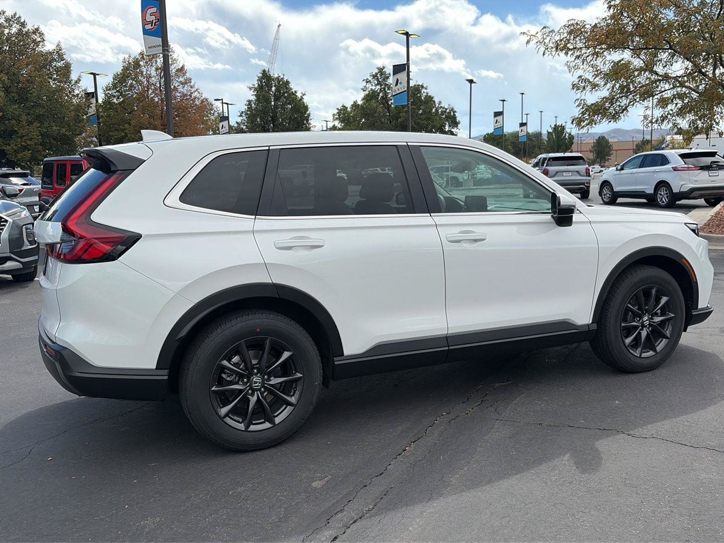 Used 2026 Honda CR-V EX-L image 4