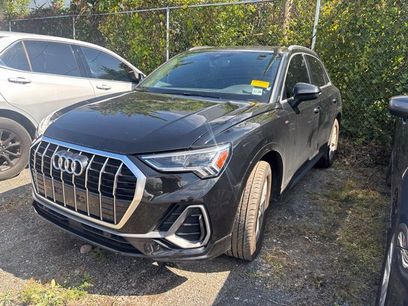 Used 2024 Audi Q3 2.0T Premium w/ Convenience Package