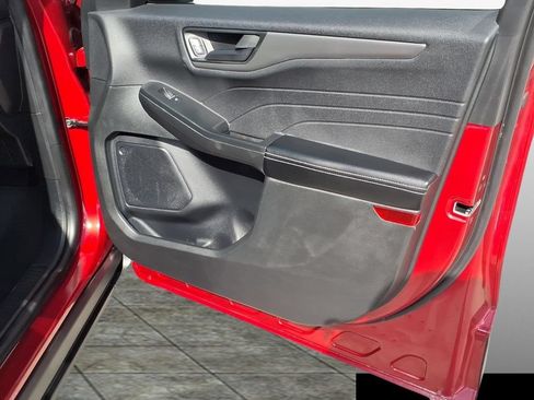 Used 2025 Ford Escape Active FWD image 11