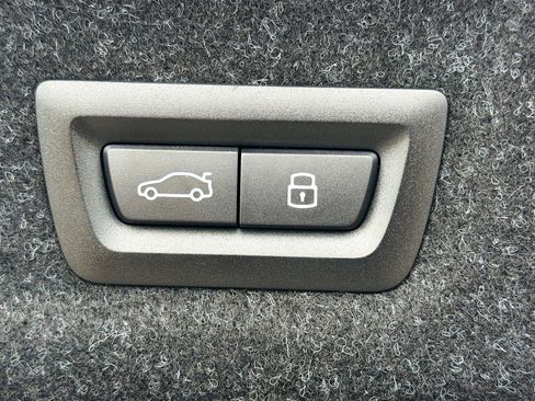 New 2026 BMW 330i xDrive Sedan w/ M Sport Package image 13