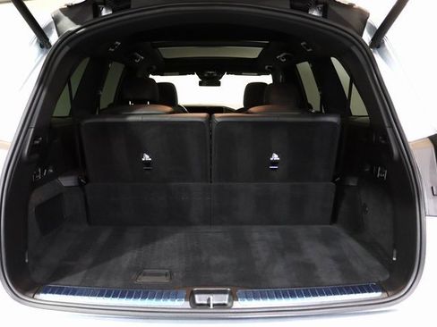 Used 2025 Mercedes-Benz GLS 450 4MATIC image 31
