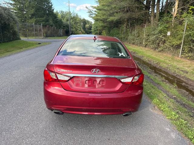 Used 2011 Hyundai Sonata SE FWD image 5