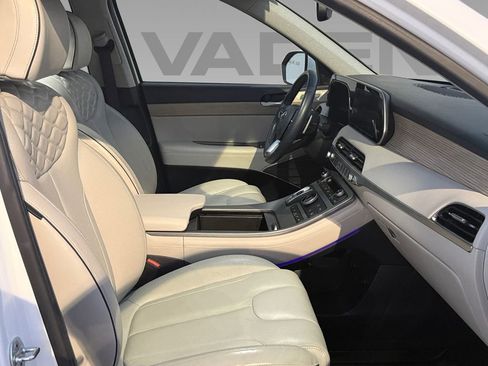 Used 2021 Hyundai Palisade Limited image 9