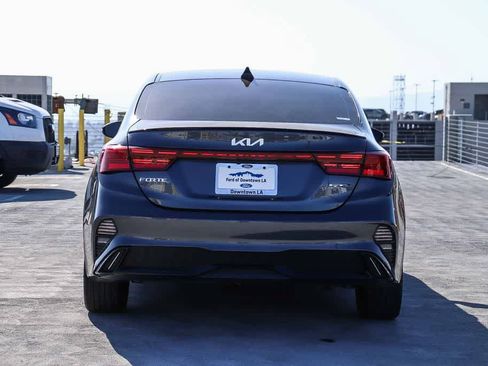 Used 2023 Kia Forte GT-Line w/ GT-Line Premium Package FWD image 5