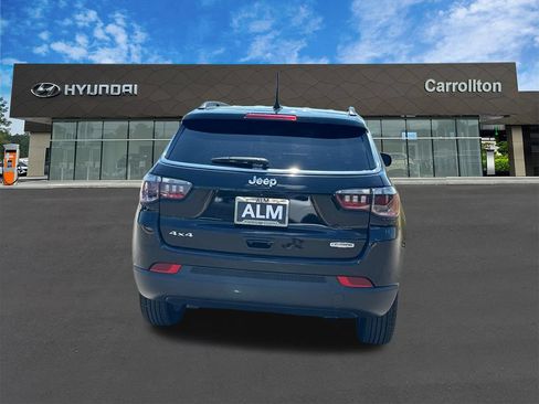 Used 2023 Jeep Compass Latitude AWD/4WD image 6