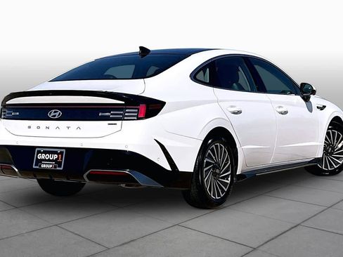Used 2025 Hyundai Sonata Limited FWD image 14