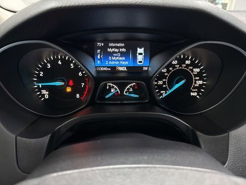 Used 2018 Ford Focus SE FWD image 15