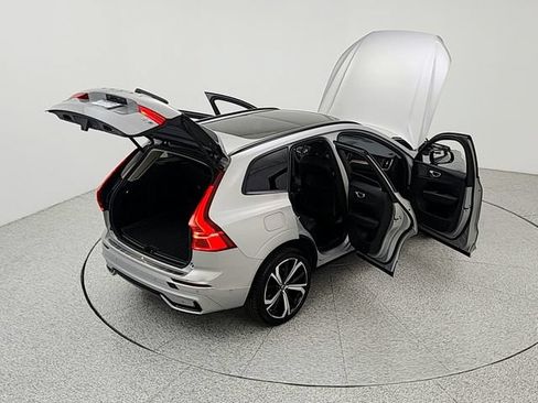 Used 2024 Volvo XC60 B5 Ultimate w/ Protection Package Premier AWD/4WD image 23