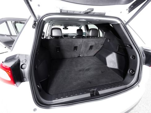 Used 2021 Chevrolet Equinox LT FWD image 14
