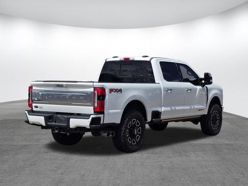 Used 2023 Ford F250 Platinum AWD/4WD image 5