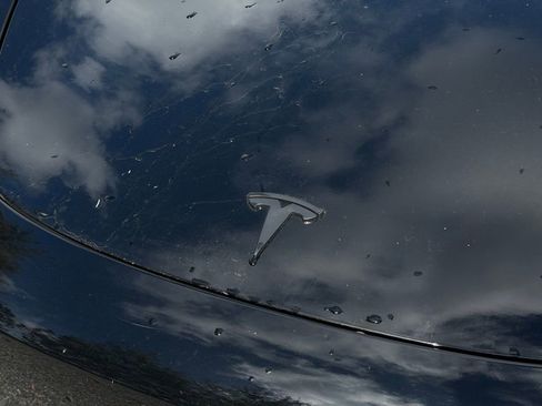 Used 2023 Tesla Model 3 Standard Range image 6