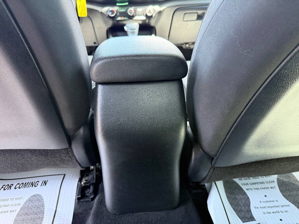 Used 2022 Kia Forte LXS FWD image 26