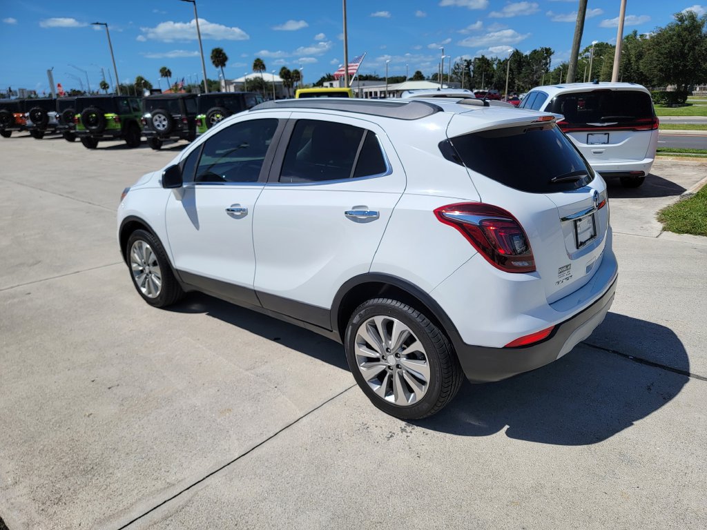 Used 2018 Buick Encore Preferred FWD image 3