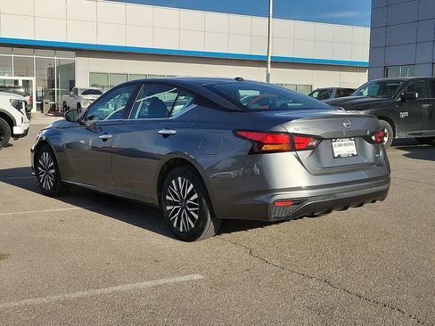 Used 2023 Nissan Altima 2.5 SV image 7