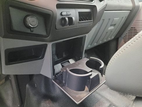 Used 2011 Ford F250 XL image 26