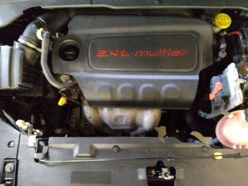Used 2018 Jeep Compass Latitude w/ Popular Equipment Group AWD/4WD image 30