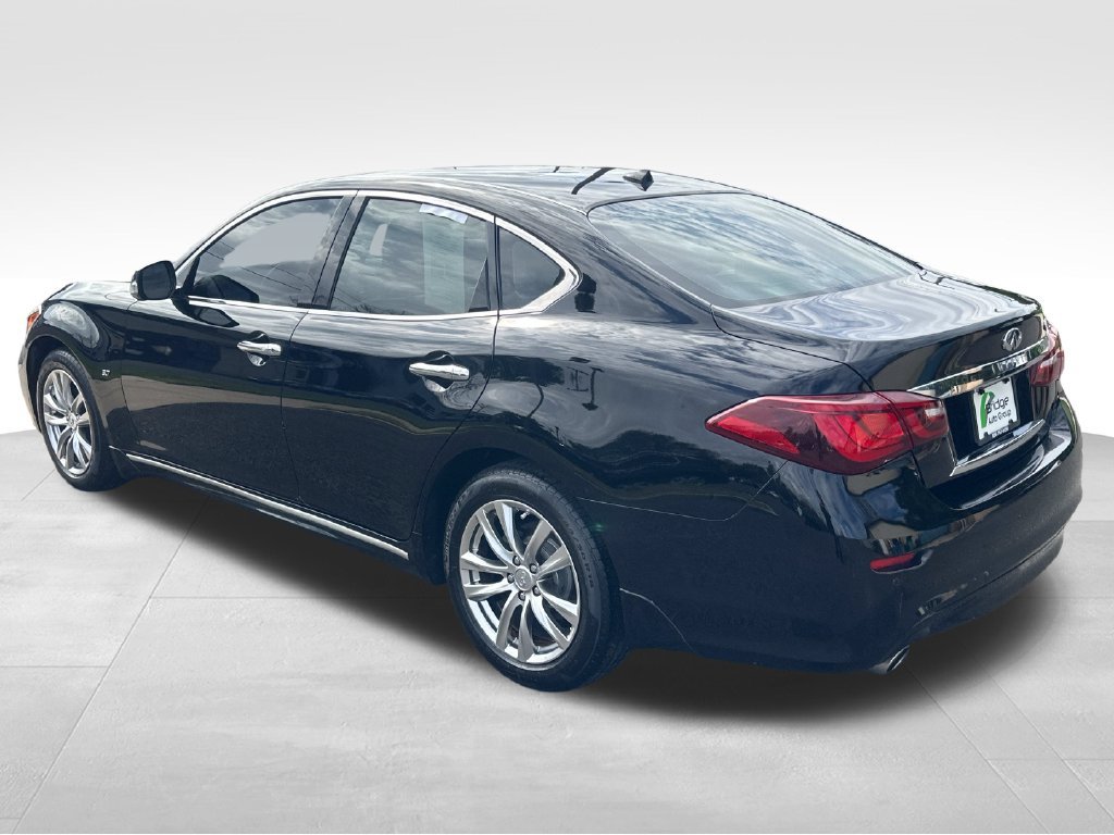 Used 2015 INFINITI Q70 3.7 RWD image 5