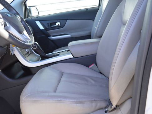 Used 2013 Ford Edge SEL image 12