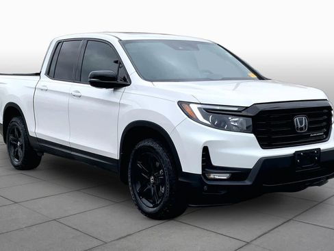Used 2023 Honda Ridgeline Black Edition image 3