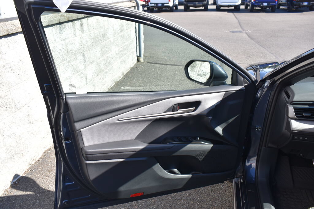 Used 2026 Toyota Camry SE w/ Convenience Package AWD/4WD image 17