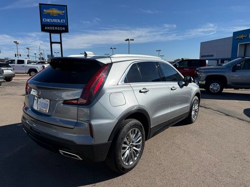 Certified 2025 Cadillac XT4 Premium Luxury FWD image 5