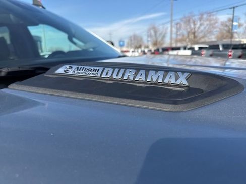 Used 2025 Chevrolet Silverado 2500 LT w/ Convenience Package image 10