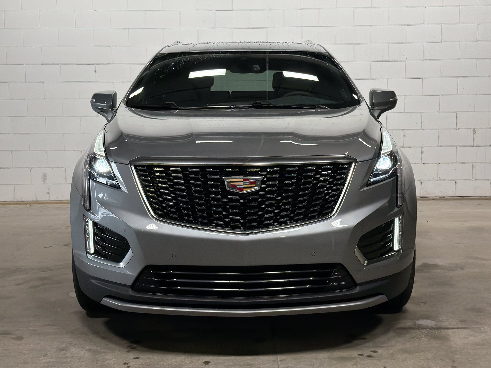 Used 2025 Cadillac XT5 Premium Luxury FWD image 9