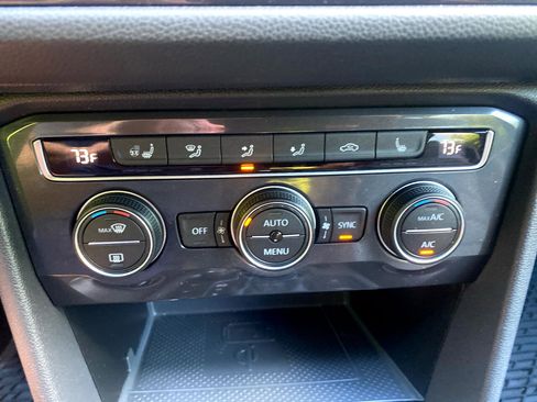 Used 2020 Volkswagen Tiguan SEL Premium R-Line image 17