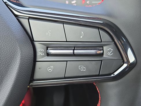 New 2025 Chevrolet Blazer EV RS image 25