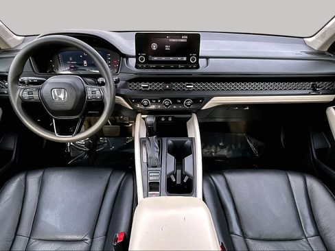 Used 2023 Honda Accord EX image 15