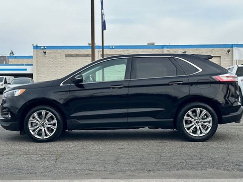 Certified 2024 Ford Edge Titanium image 6