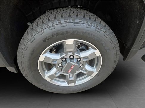 New 2026 GMC Sierra 2500 SLT w/ SLT Premium Package AWD/4WD image 35