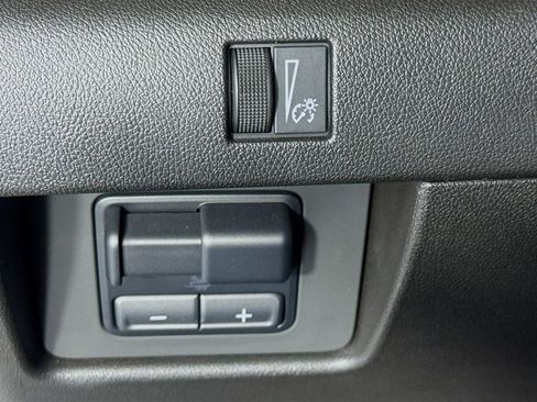 Used 2024 Chevrolet Colorado ZR2 w/ ZR2 Bison Edition image 13