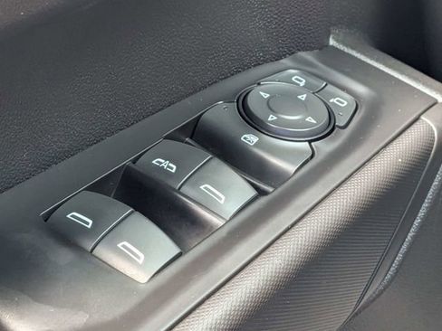 Used 2019 Chevrolet Silverado 1500 Custom Trail Boss w/ Custom Convenience Package AWD/4WD image 24