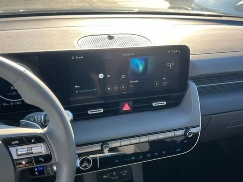 New 2025 Hyundai Ioniq 5 SE image 17
