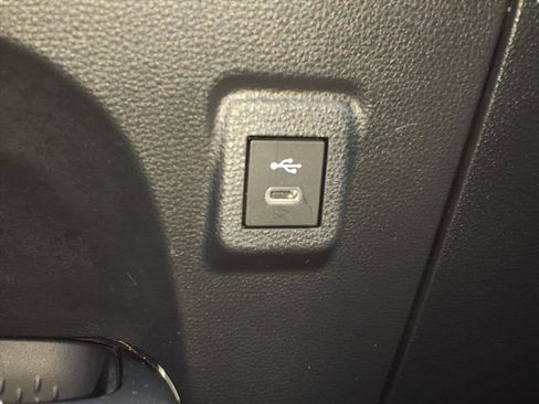 Used 2024 Toyota Corolla LE w/ LE Convenience Package image 17